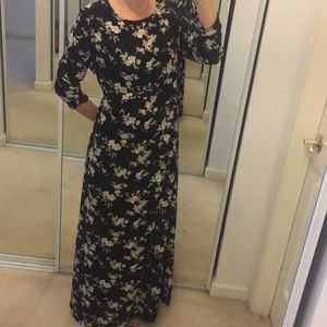 Long black floral dress with tie